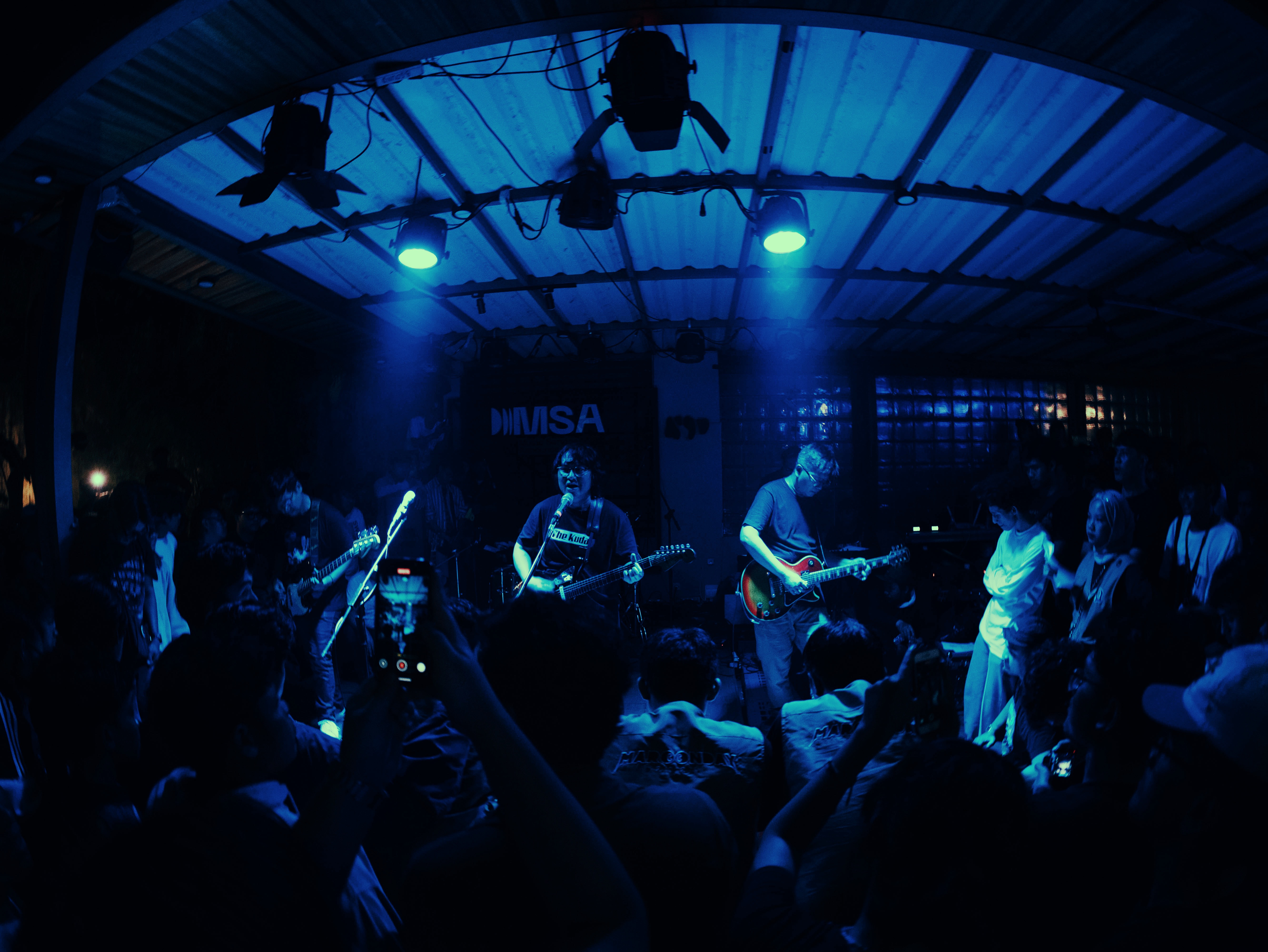 Ketika Aroma Kopi dan Raungan Musik Berpadu: Hagu Space Sebagai Venue Alternatif